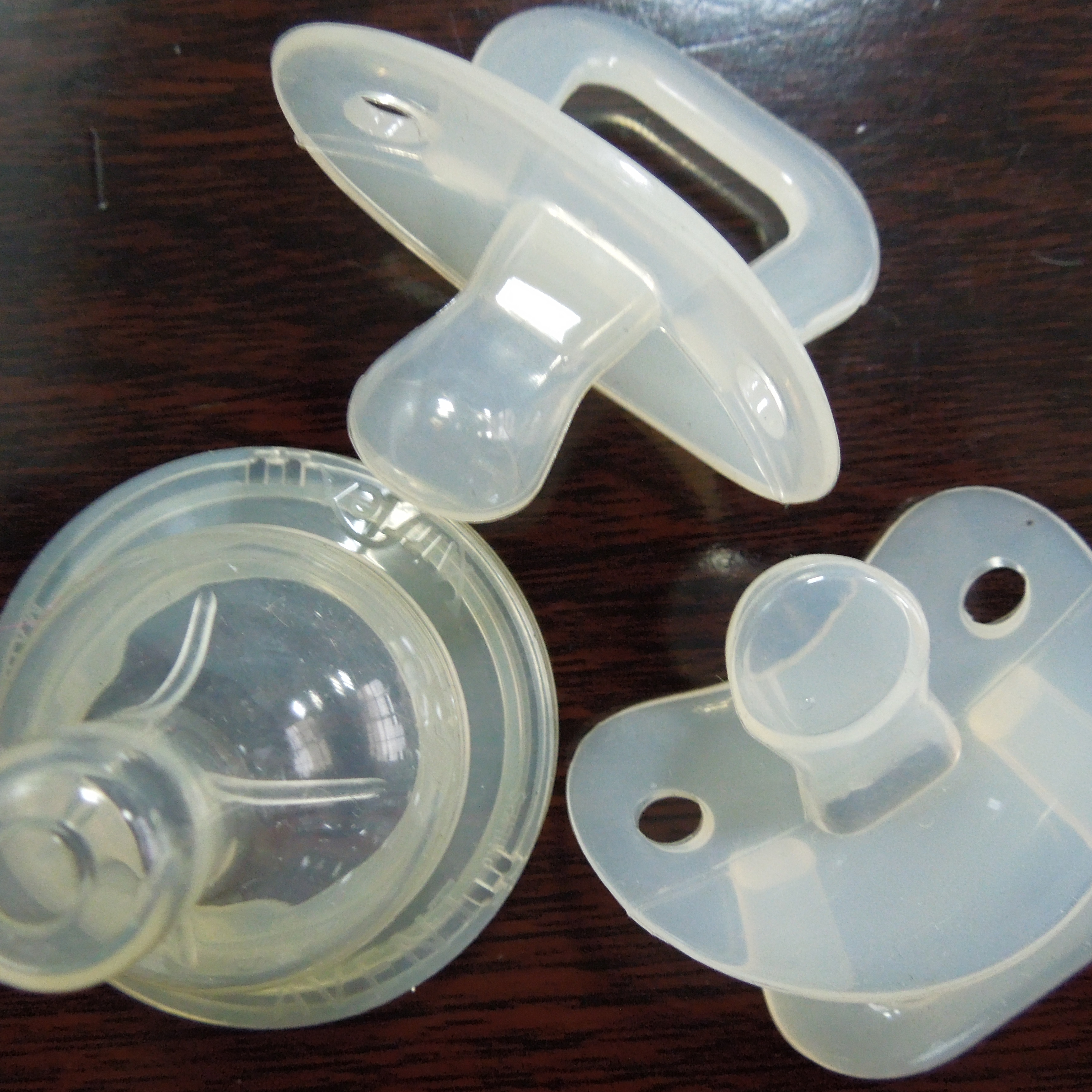 母嬰行業硅膠廠家有哪些 母嬰行業硅膠廠家有哪些